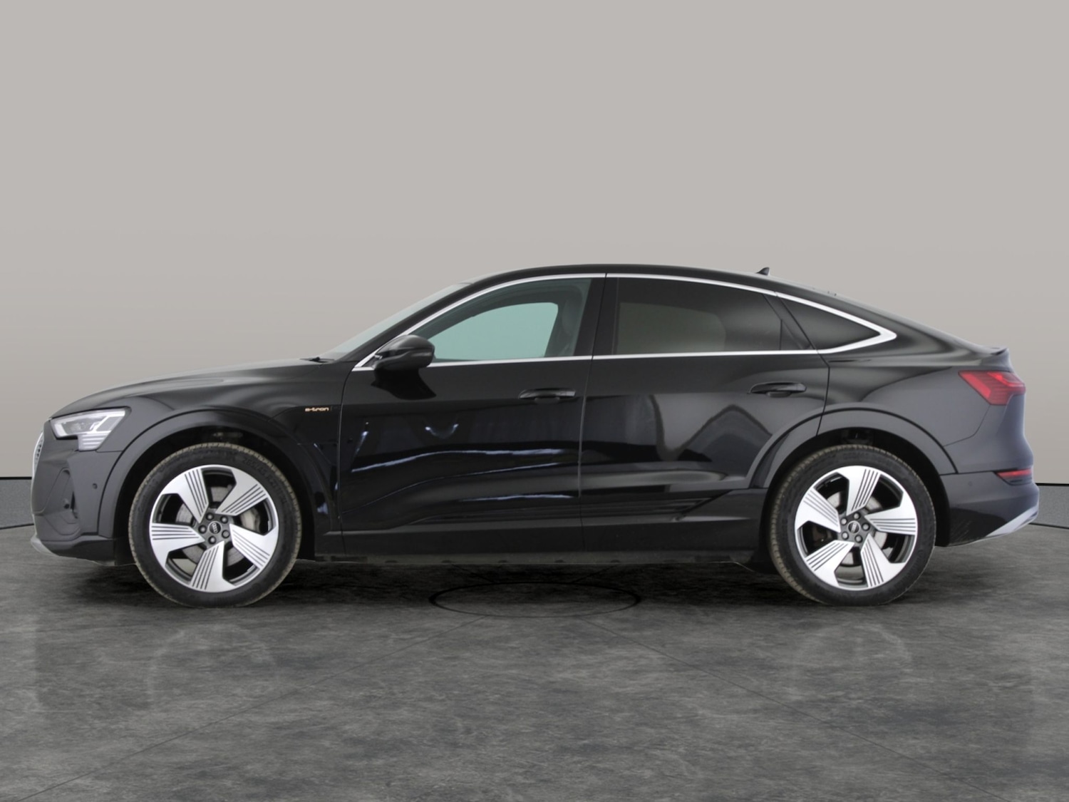 Used Audi e-tron 2022 for sale - 76467554: Photo 18