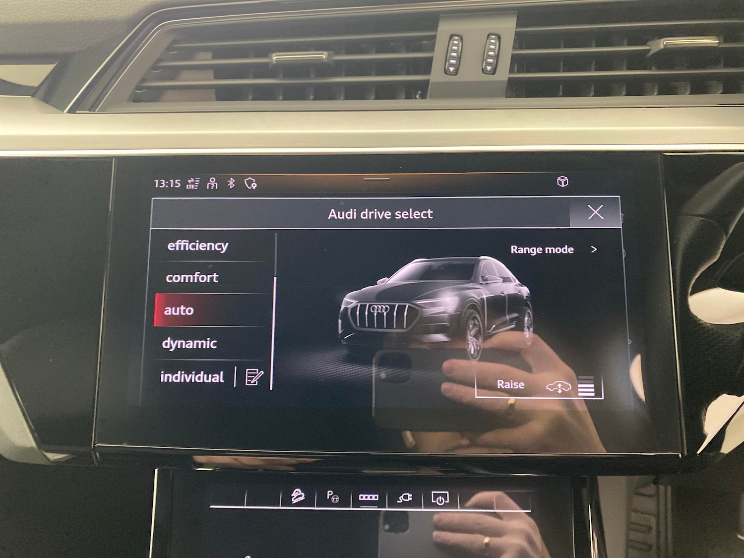 Used Audi e-tron 2022 for sale - 76467554: Photo 22