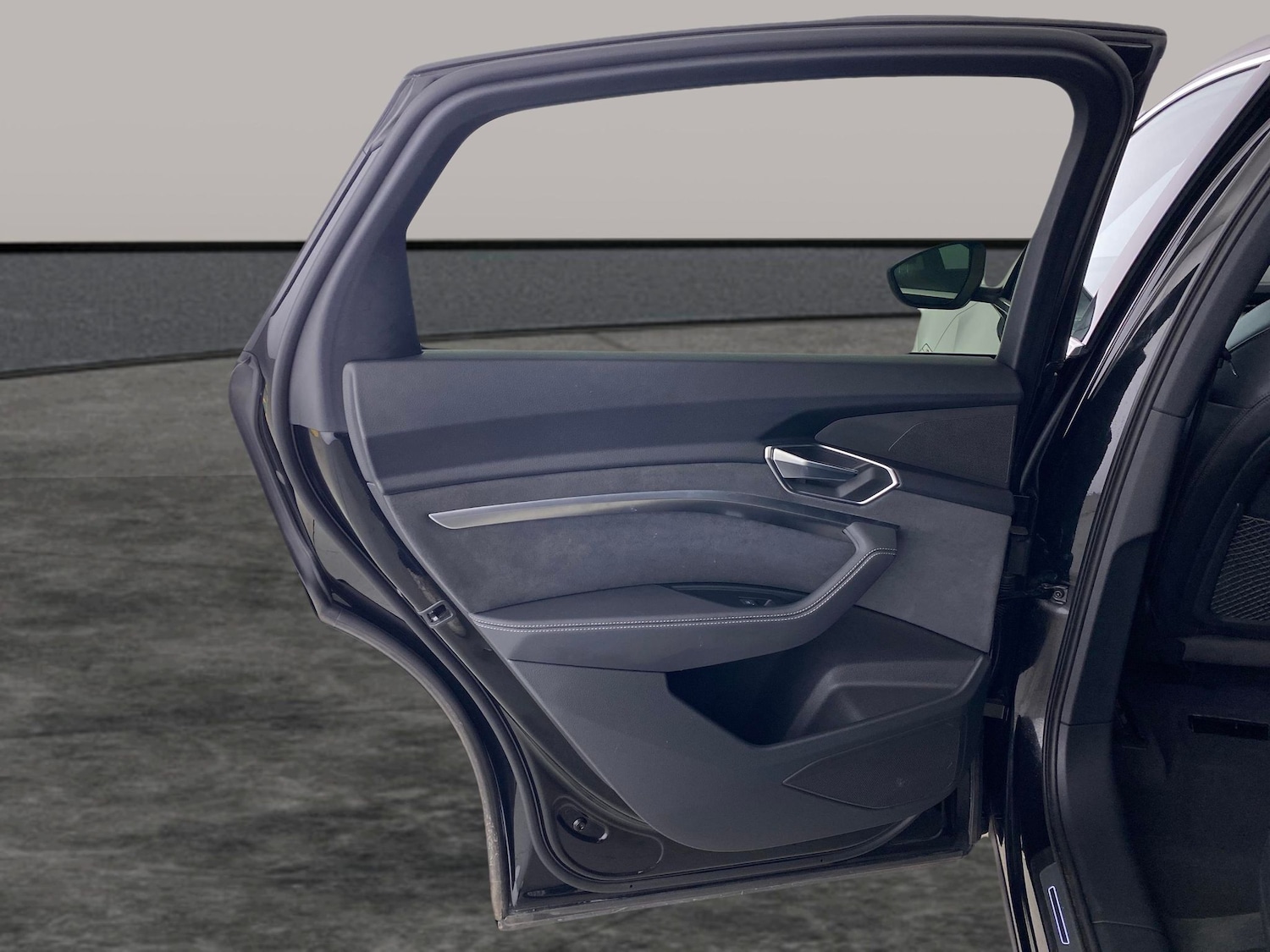 Used Audi e-tron 2022 for sale - 76467554: Photo 36