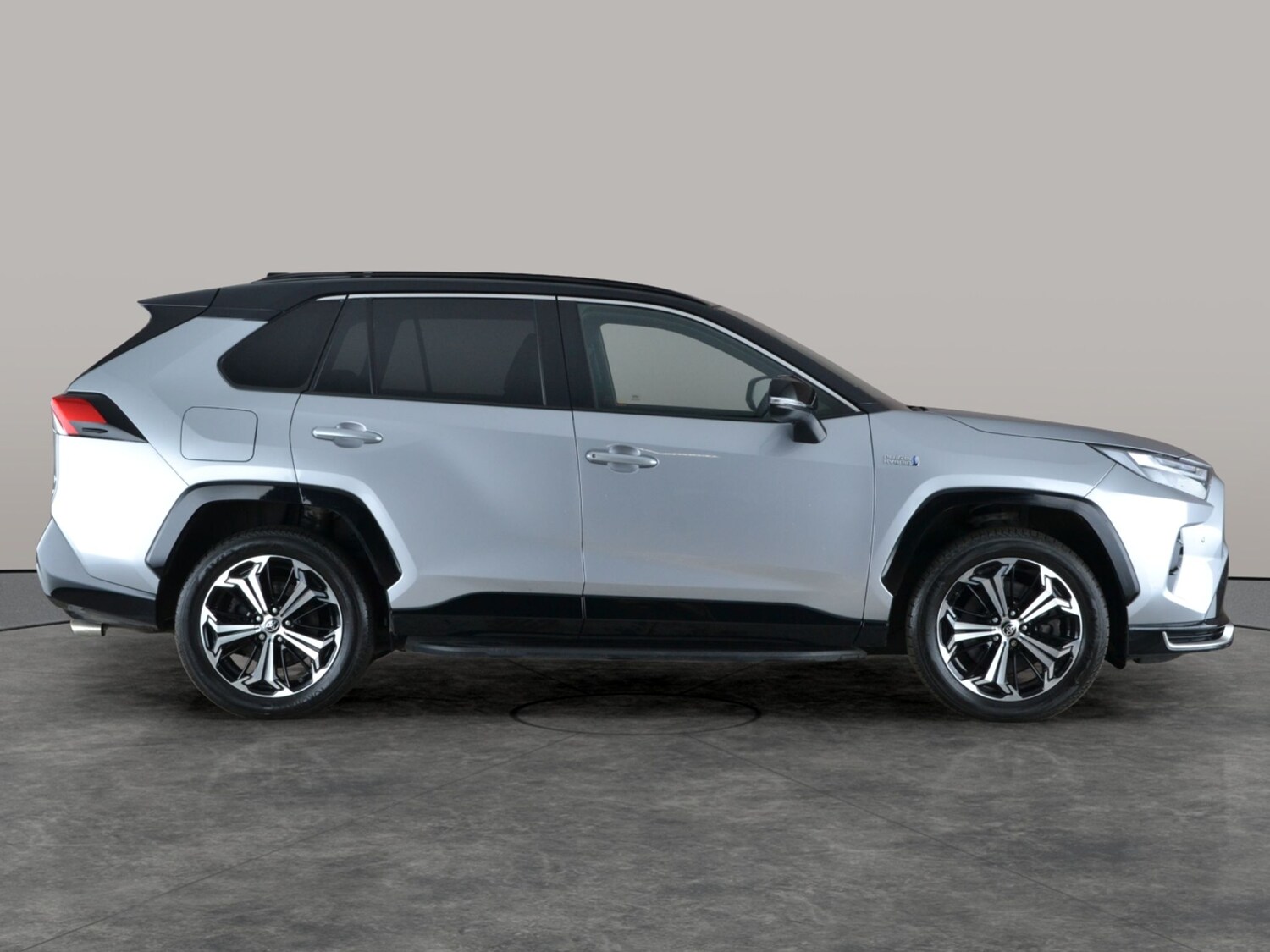 Used Toyota RAV4 2023 for sale - 77679212: Photo 9