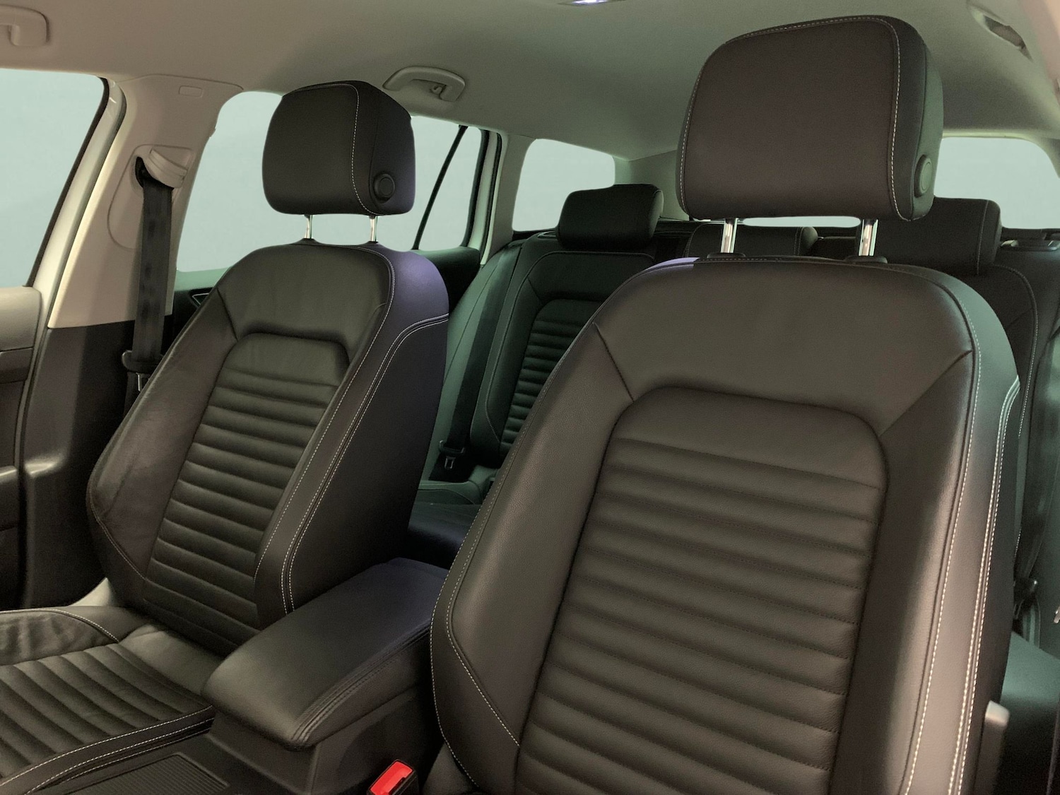 Used Volkswagen Passat 2021 for sale - 76518412: Photo 7