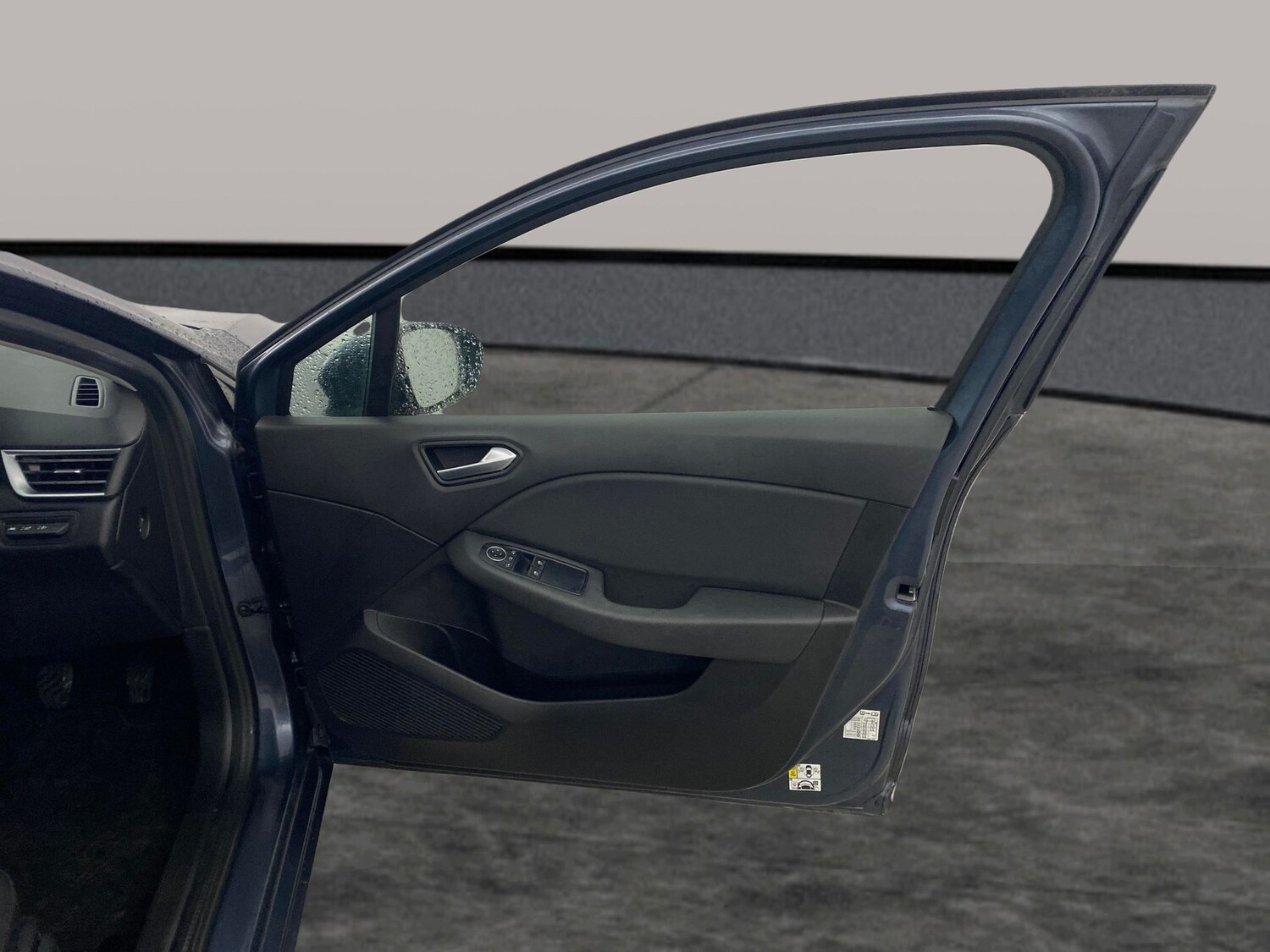 Used Renault Clio 2020 for sale - 77493069: Photo 23