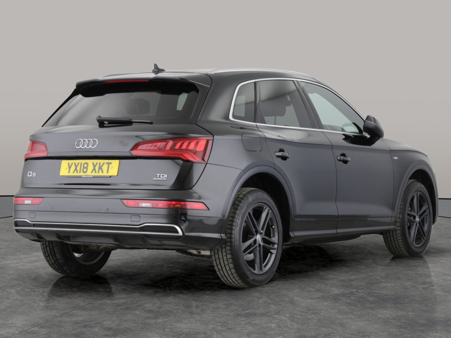 Used Audi Q5 2018 for sale - 76494316: Photo 9