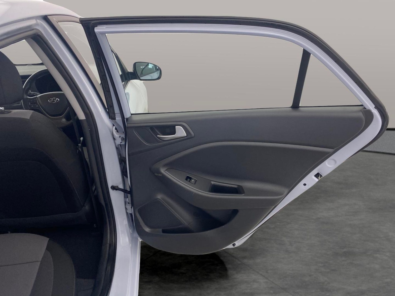 Used Hyundai i20 2019 for sale - 76650870: Photo 24