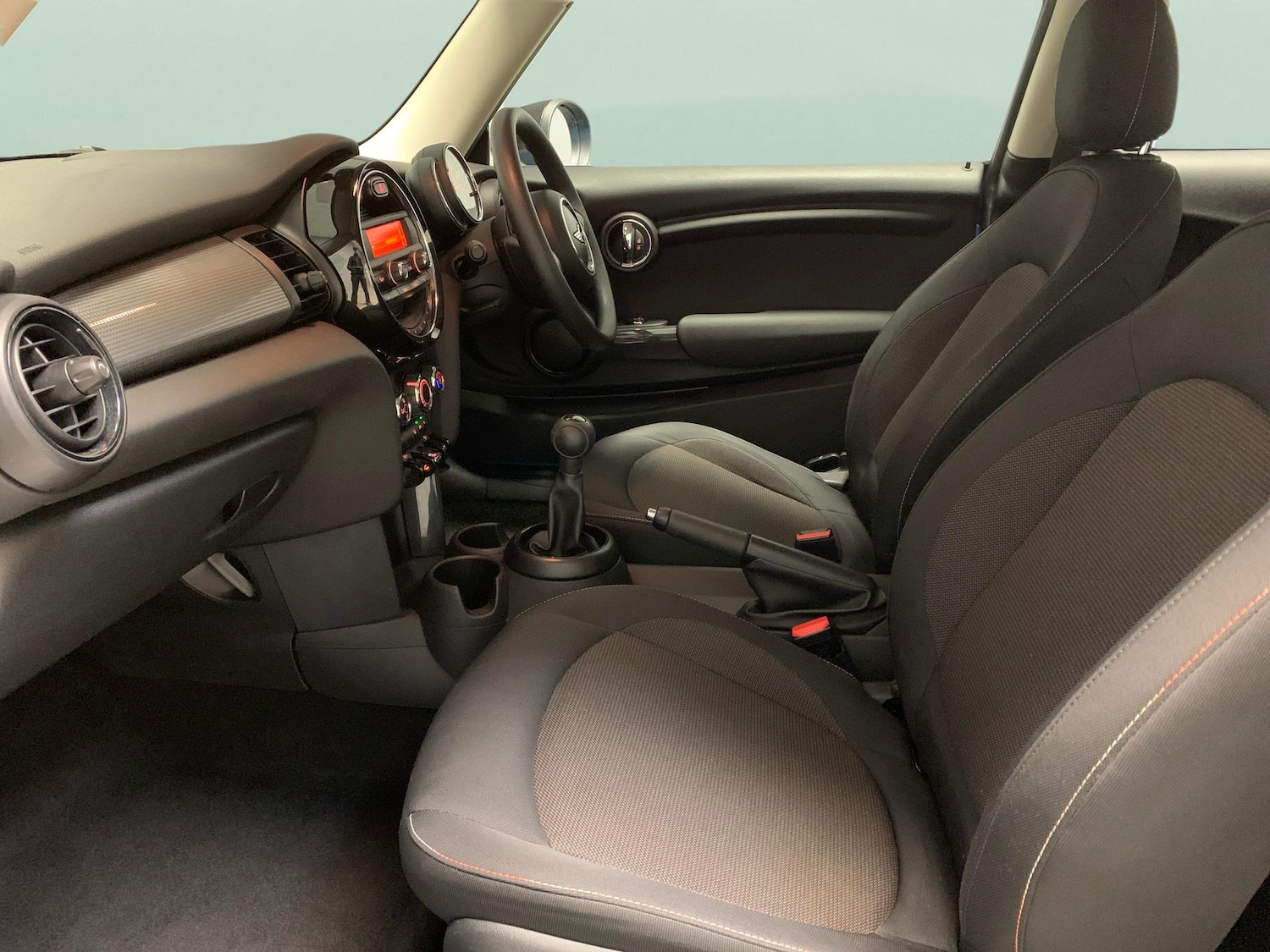 Used MINI Hatch 2018 for sale - 76851461: Photo 4