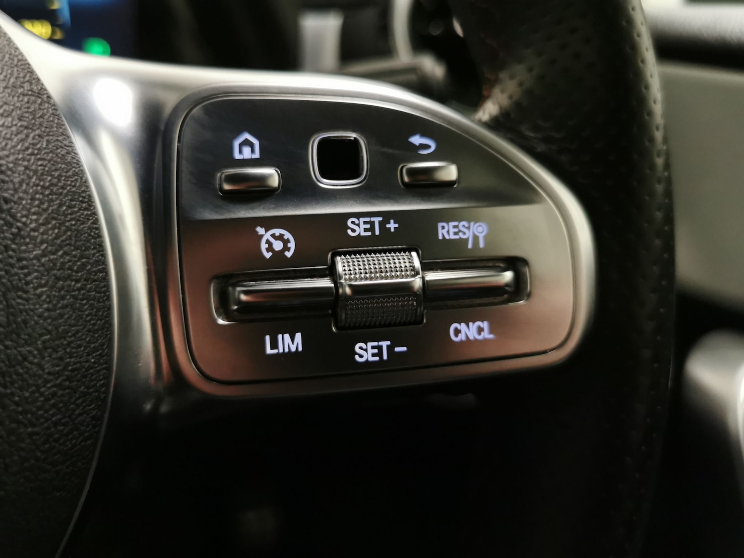 Used Mercedes-Benz A-Class 2018 for sale - 76525960: Photo 19