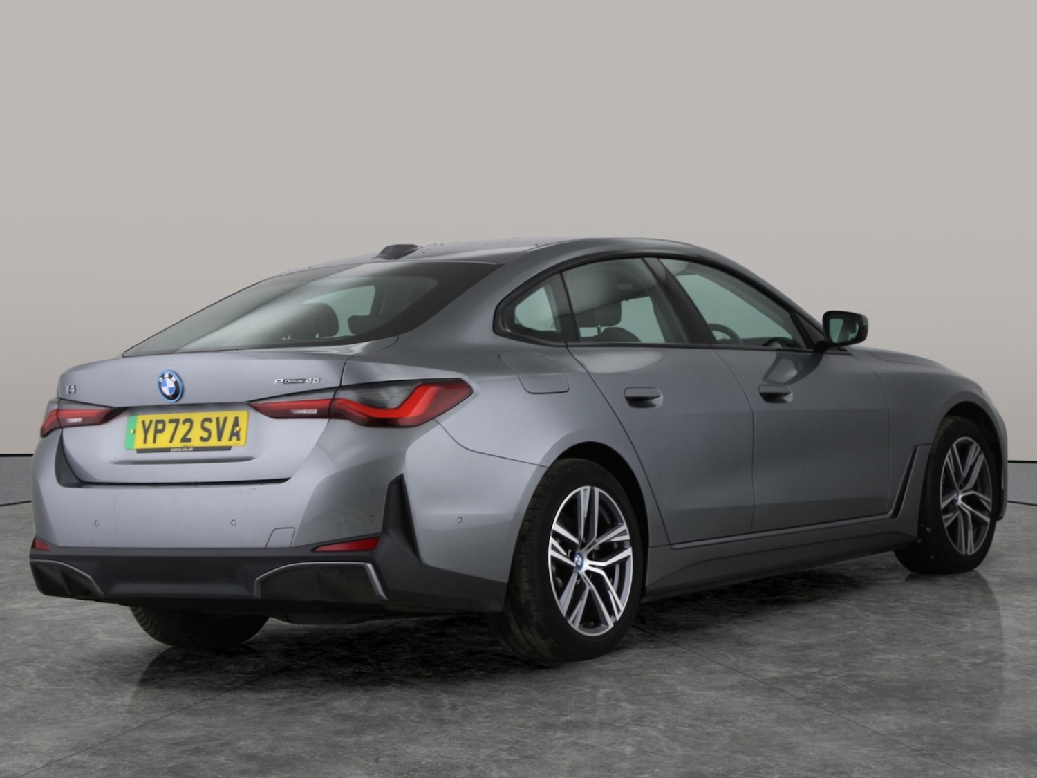 Used BMW i4 2022 for sale - 76835230: Photo 9