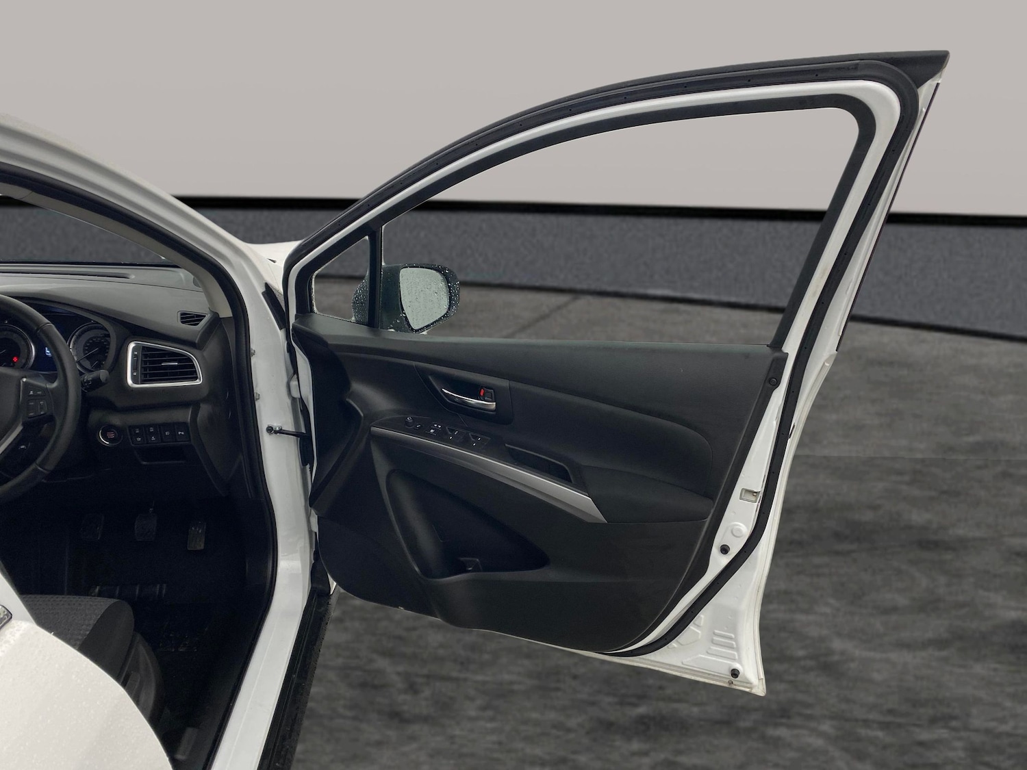 Used Suzuki SX4 S-Cross 2023 for sale - 77447820: Photo 26