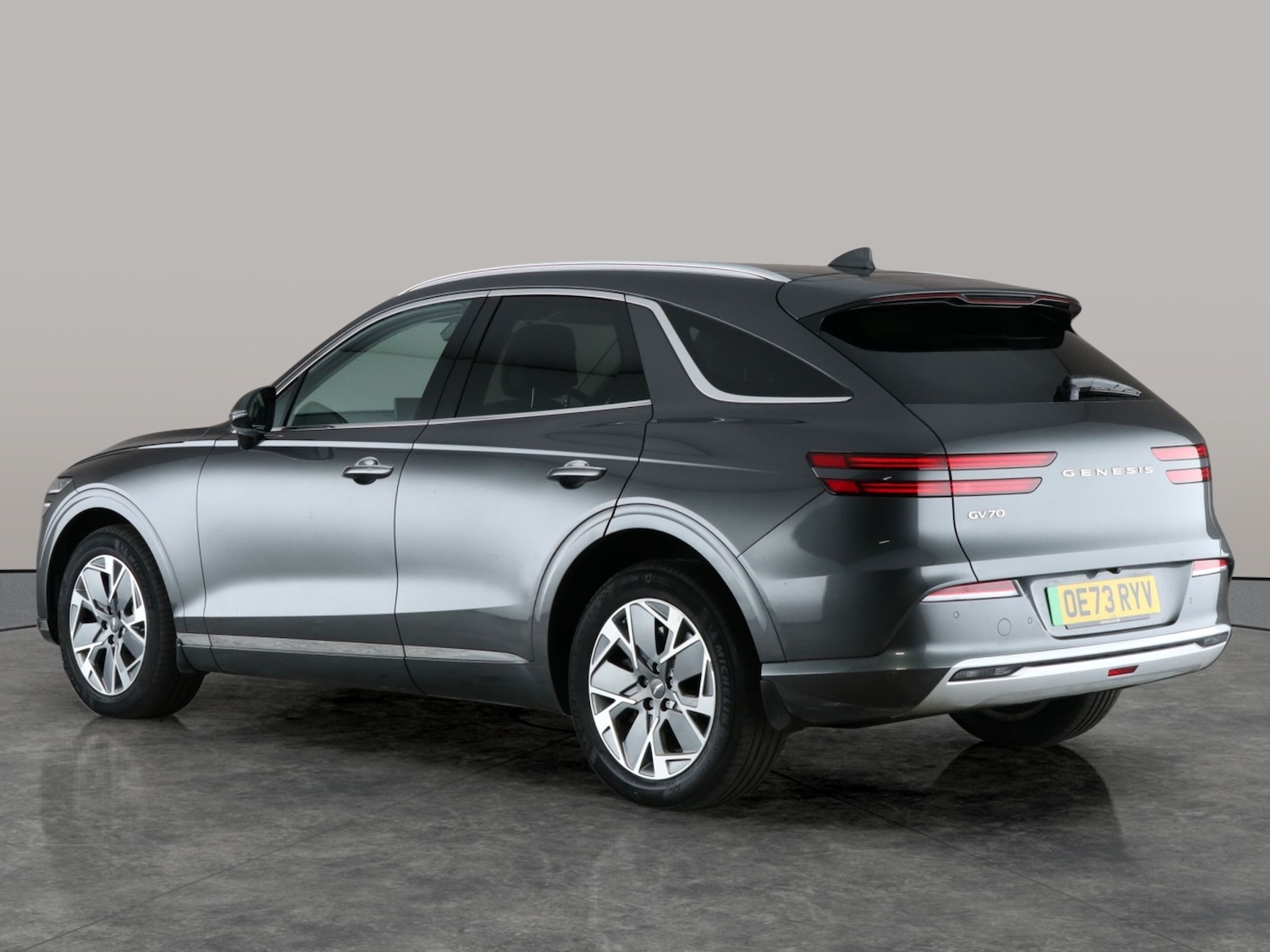 Used Genesis GV70 2023 for sale - 77756037: Photo 12