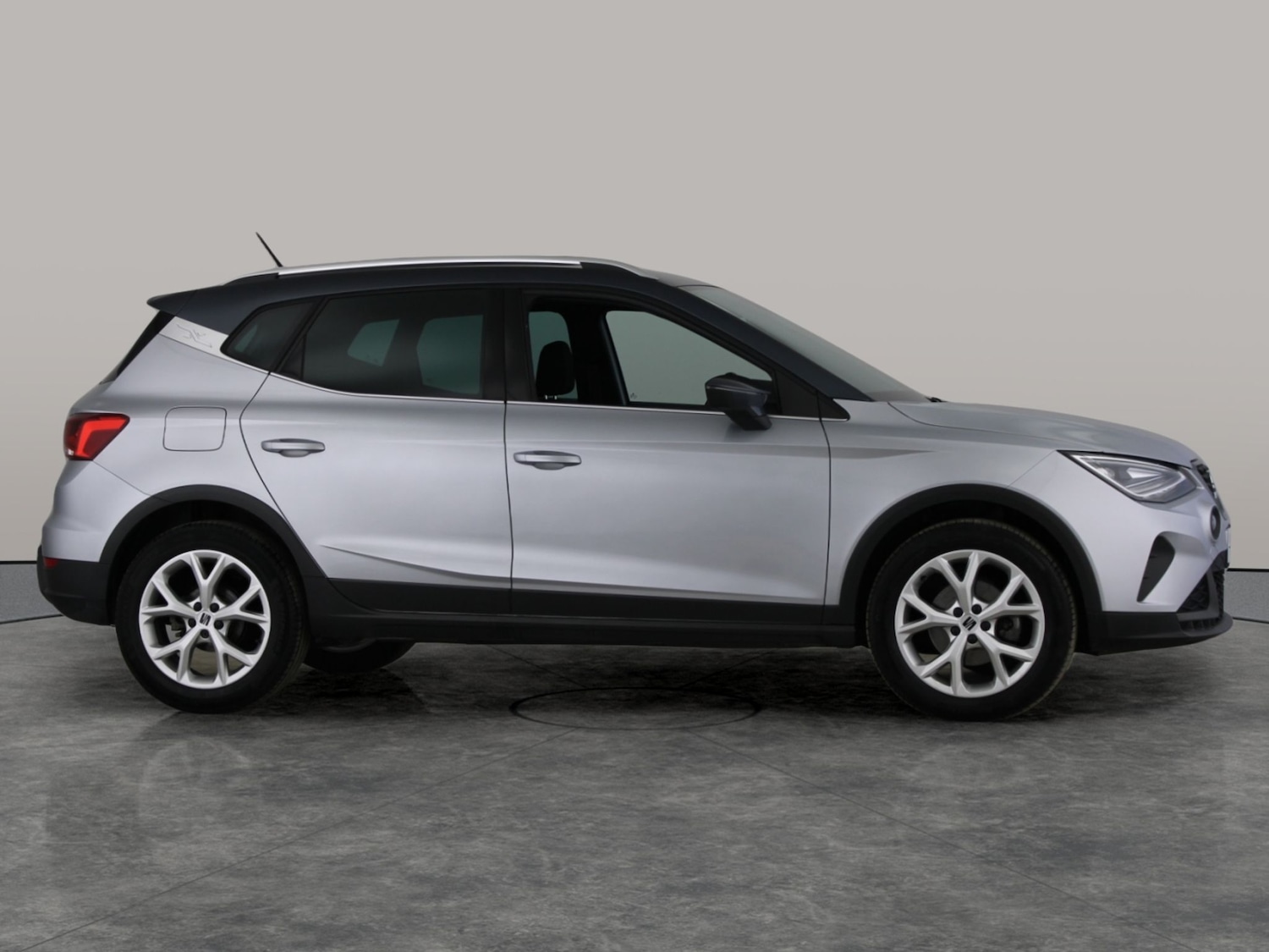 Used SEAT Arona 2023 for sale - 77946736: Photo 9