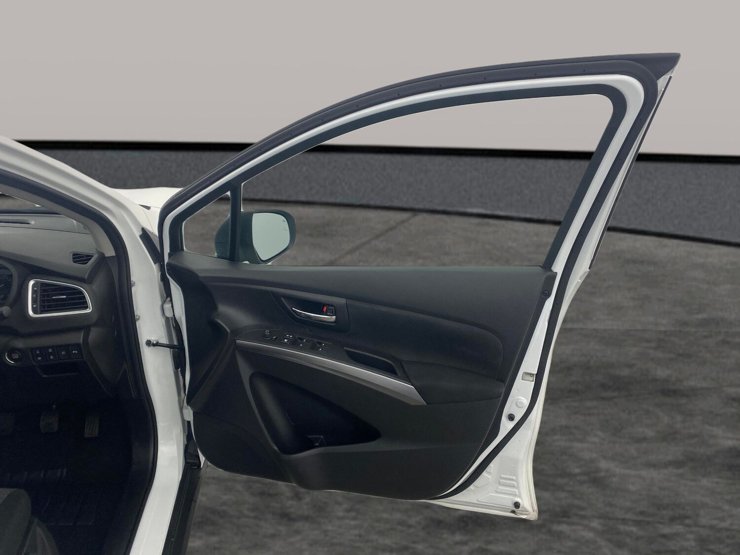 Used Suzuki SX4 S-Cross 2023 for sale - 78079226: Photo 25