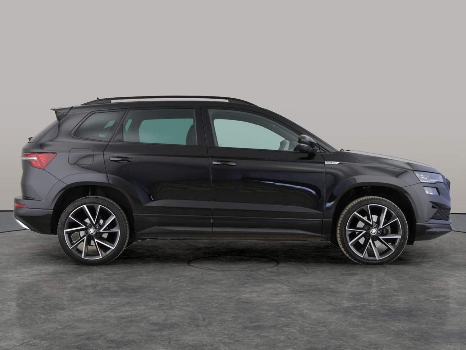 Used Skoda Karoq 2023 for sale - 78051874: Photo 8