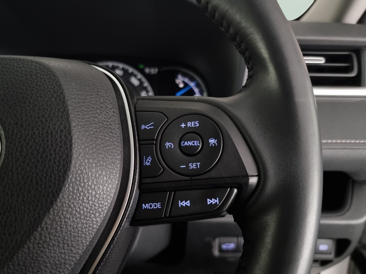 Used Toyota RAV4 2021 for sale - 77493101: Photo 19