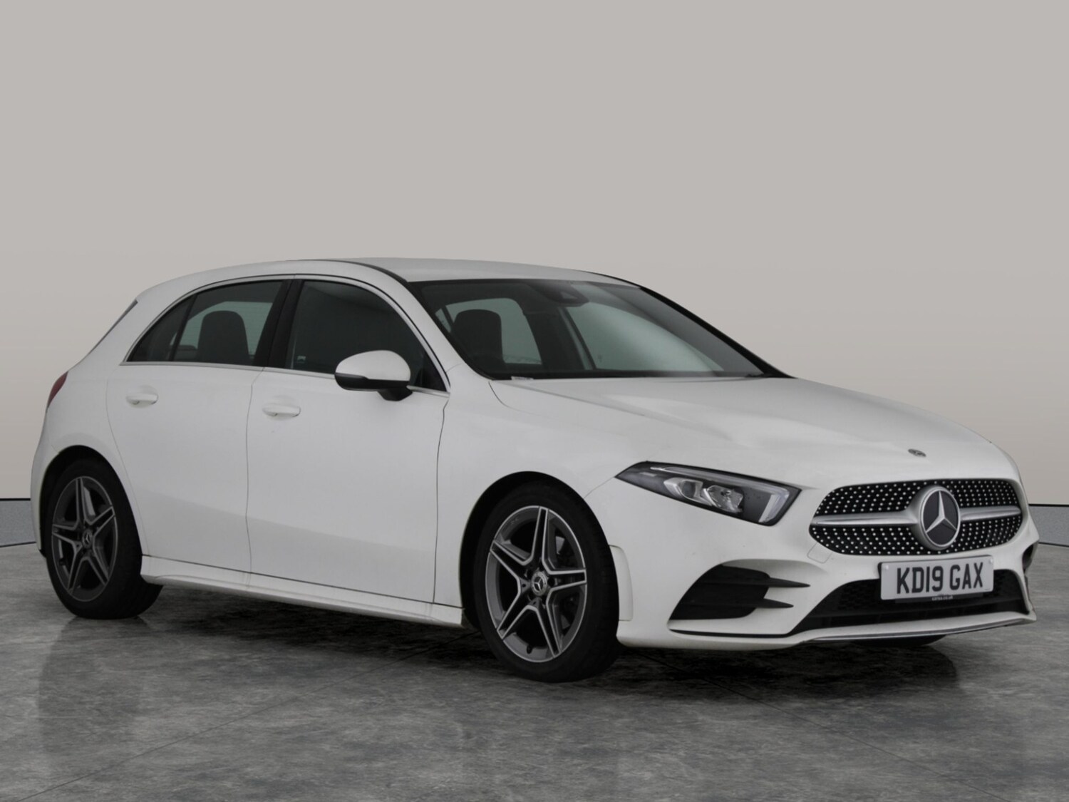 Used Mercedes-Benz A-Class 2019 for sale - 77418115: Photo 9