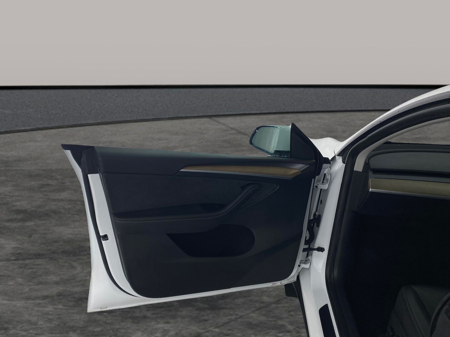 Used Tesla Model Y 2023 for sale - 77460965: Photo 22