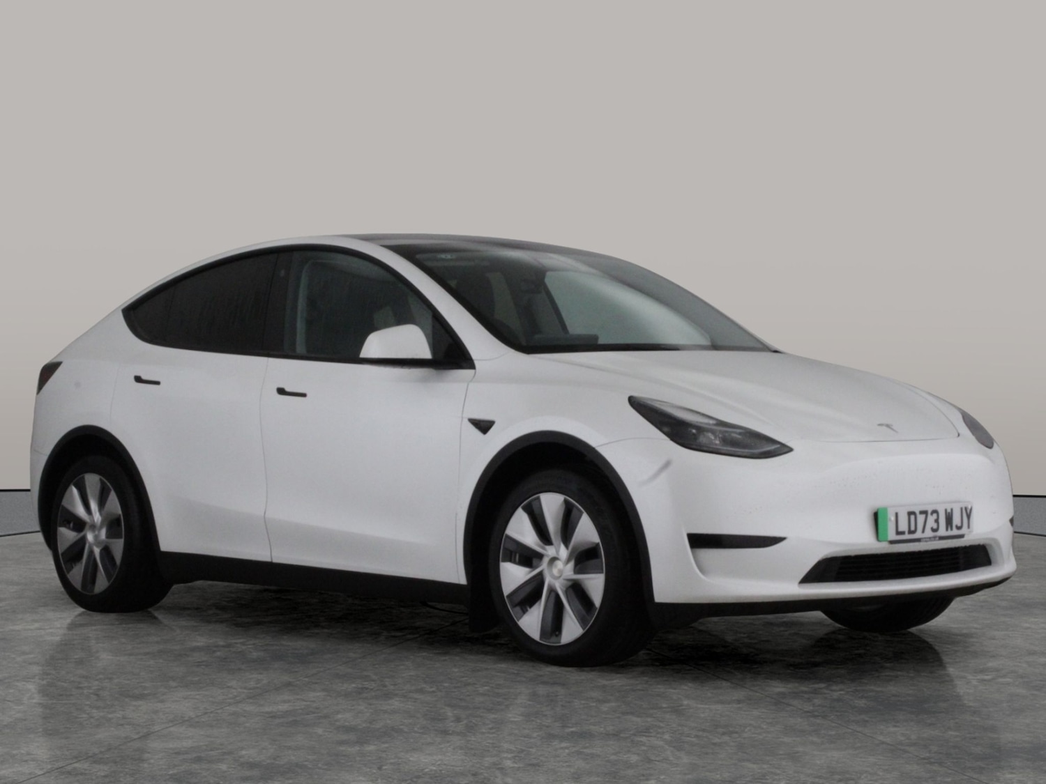 Used Tesla Model Y 2023 for sale - 77460965: Photo 8