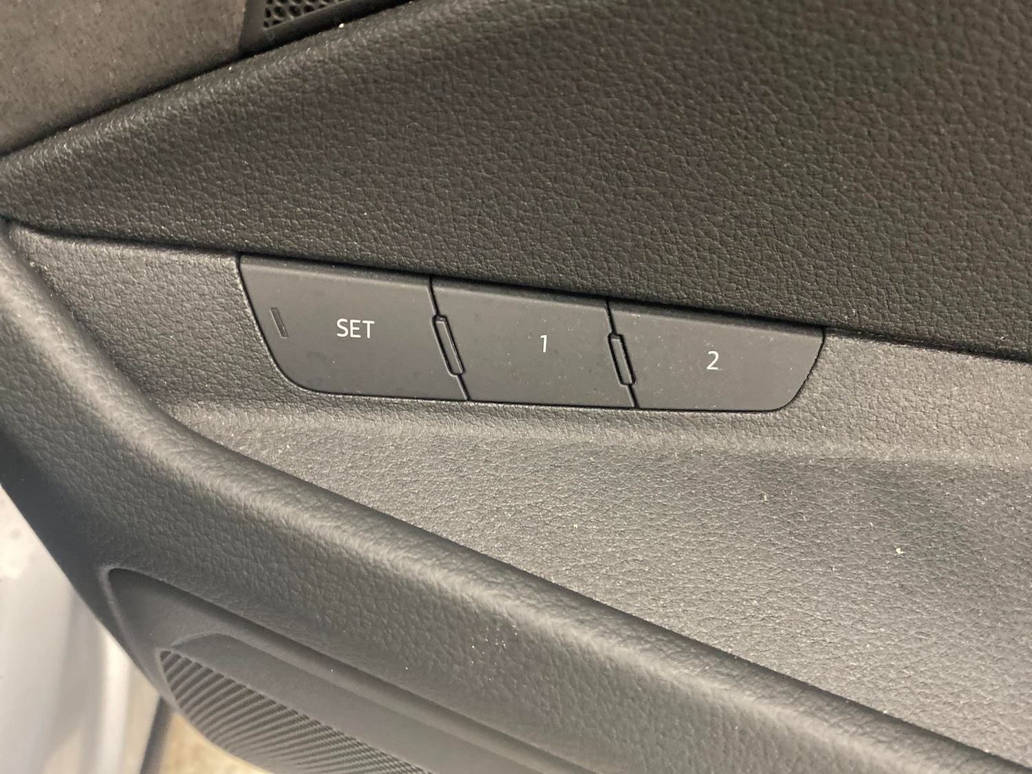 Used Audi e-tron 2023 for sale - 77316621: Photo 14