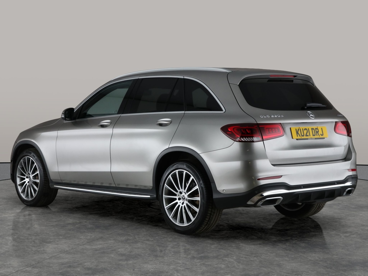 Used Mercedes-Benz GLC 2021 for sale - 76682132: Photo 12