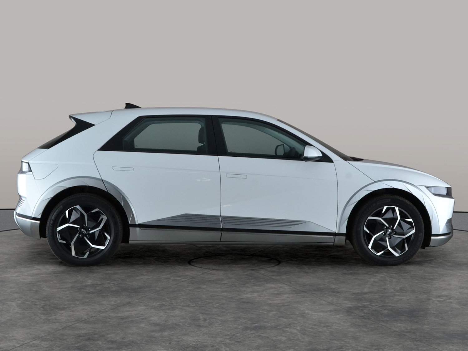 Used Hyundai IONIQ 5 2024 for sale - 77241285: Photo 8