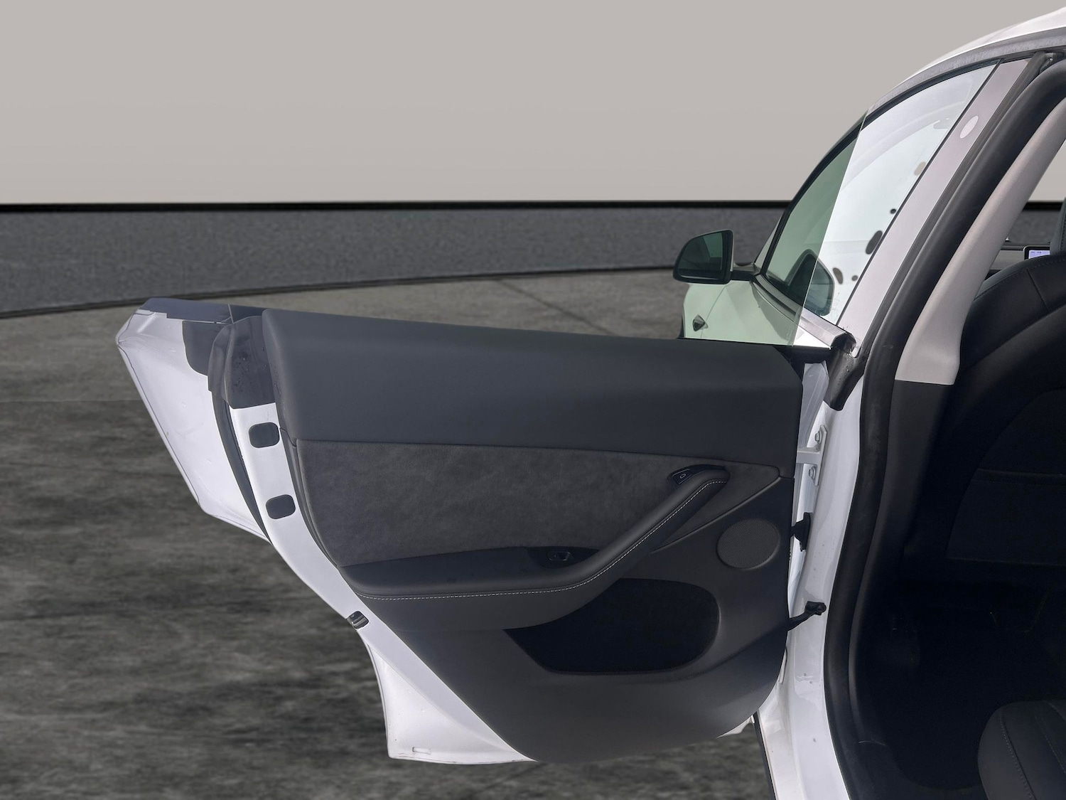 Used Tesla Model Y 2022 for sale - 77077756: Photo 26