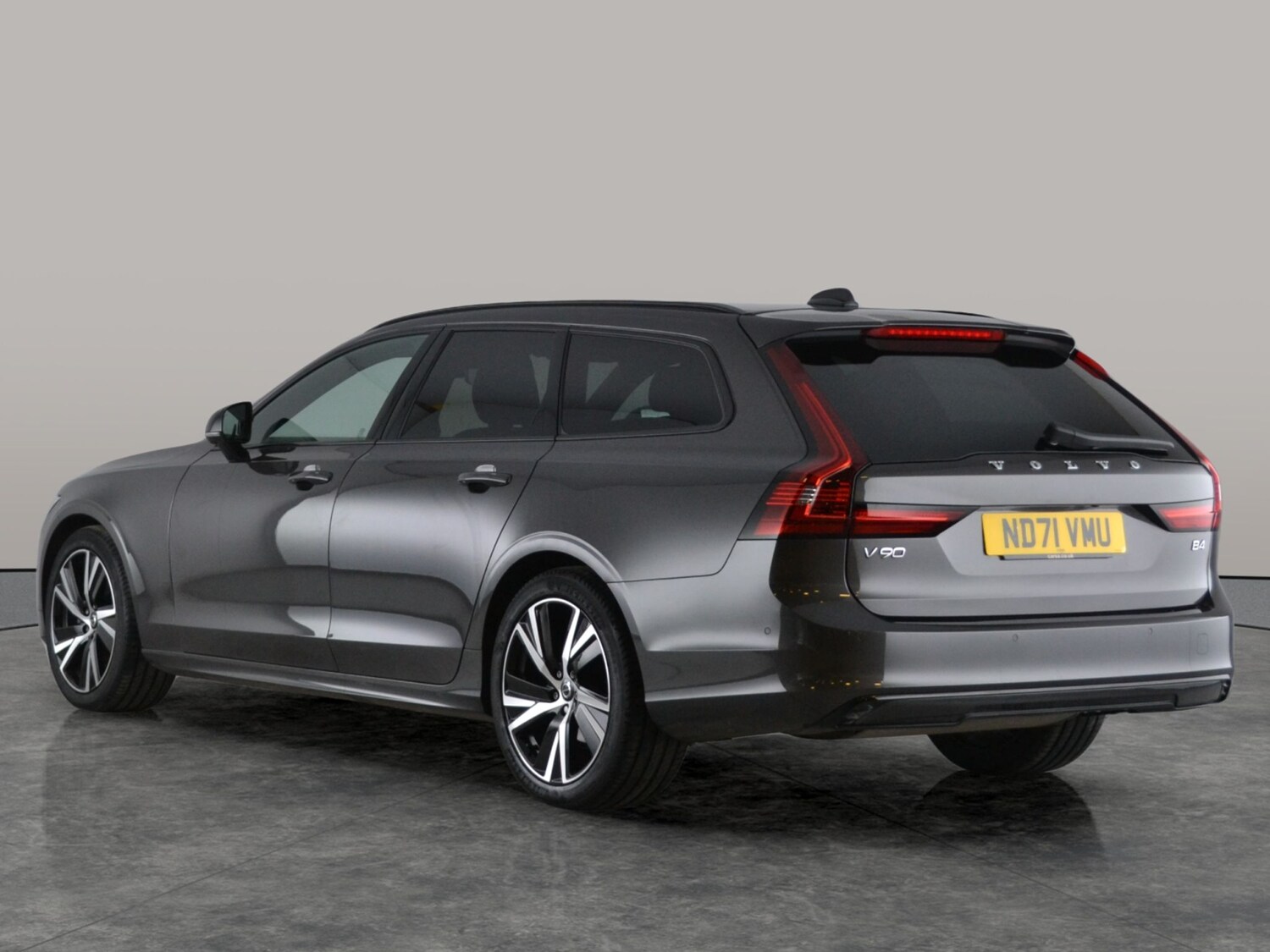 Used Volvo V90 2022 for sale - 77530018: Photo 9