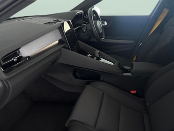 Used Polestar Polestar 2 undefined for sale - 77458200: Photo