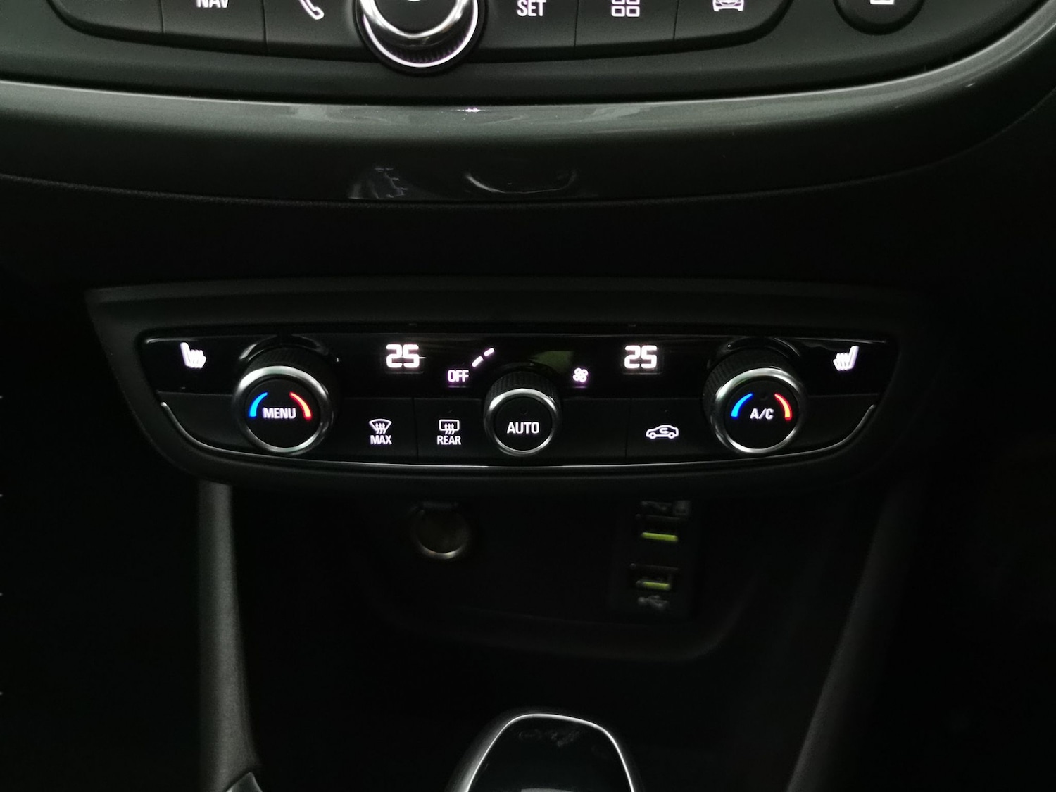 Used Vauxhall Crossland 2022 for sale - 77138052: Photo 17