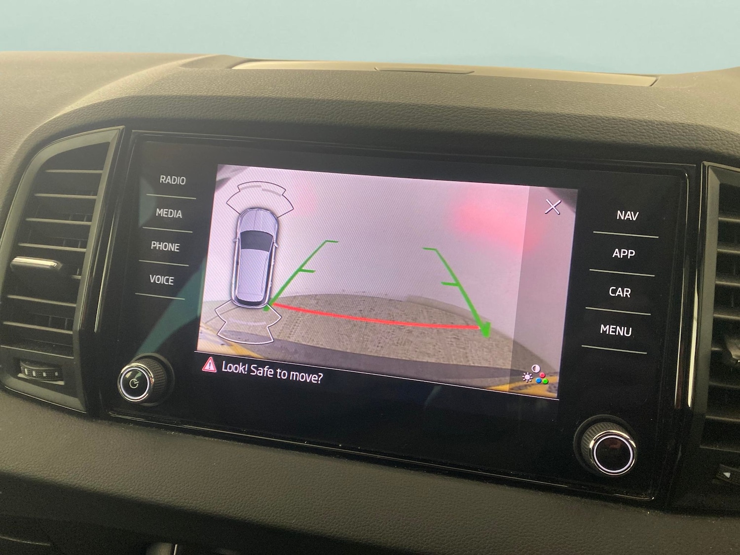 Used Skoda Karoq 2023 for sale - 77543068: Photo 15