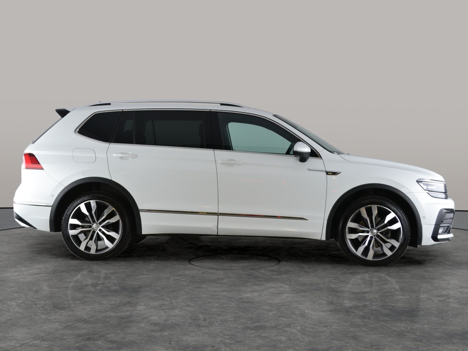 Used Volkswagen Tiguan Allspace 2021 for sale - 76047632: Photo 16