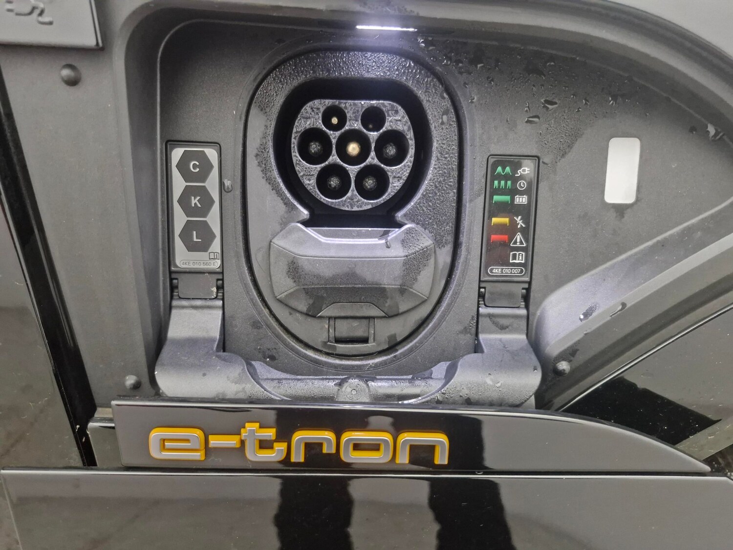 Used Audi e-tron 2022 for sale - 77569936: Photo 25