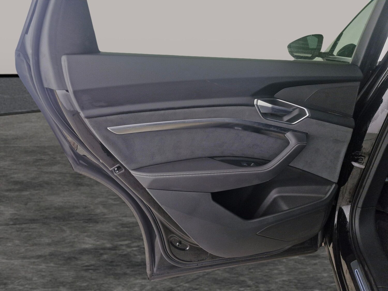 Used Audi e-tron 2022 for sale - 77569936: Photo 27