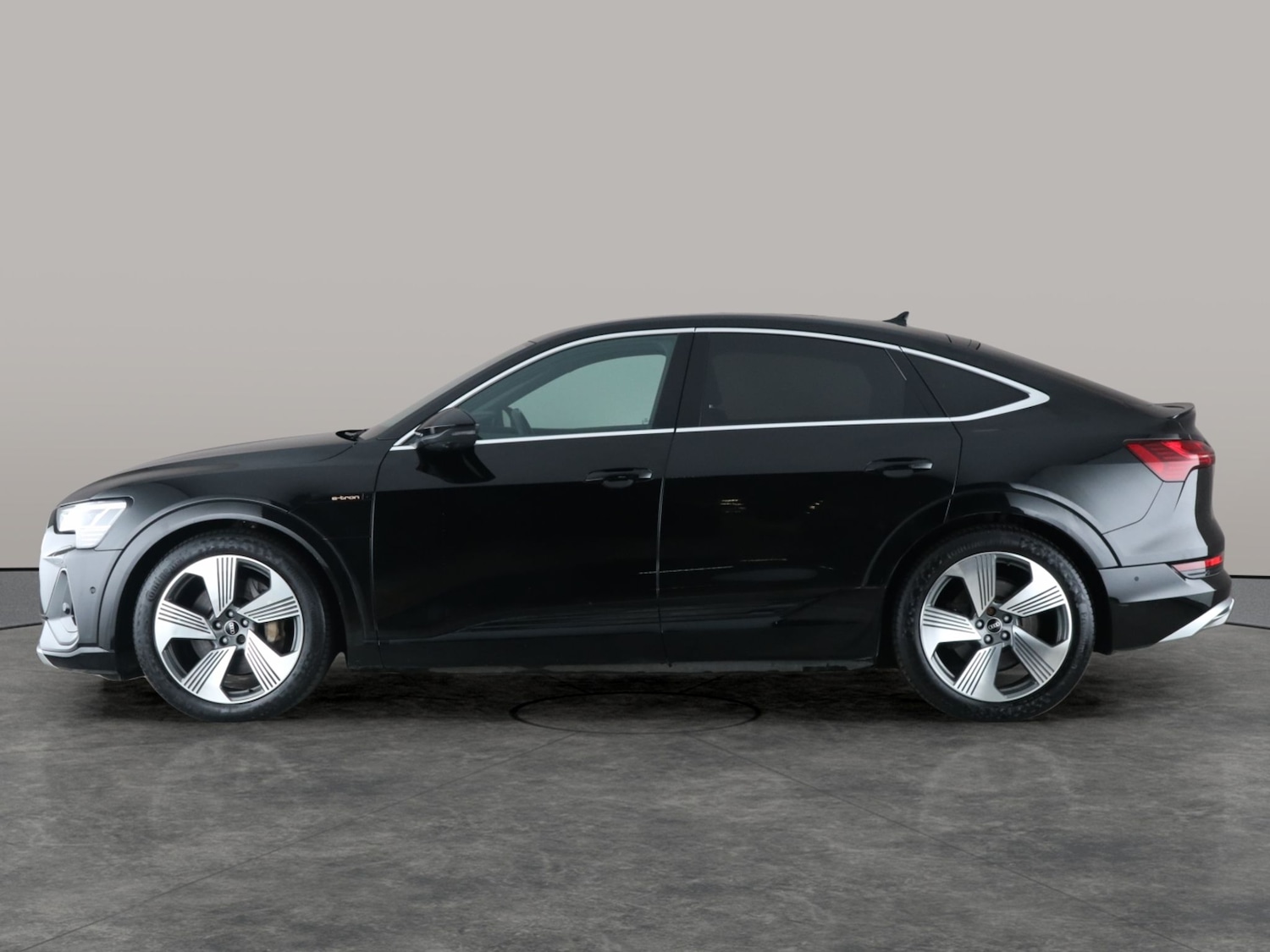 Used Audi e-tron 2021 for sale - 76587306: Photo 15
