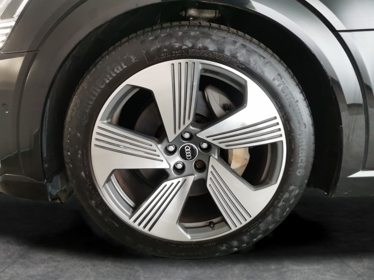 Used Audi e-tron 2021 for sale - 76587306: Photo 32