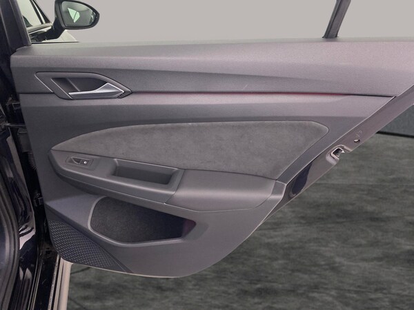 Used Volkswagen Golf 2022 for sale - 76102340: Photo 34