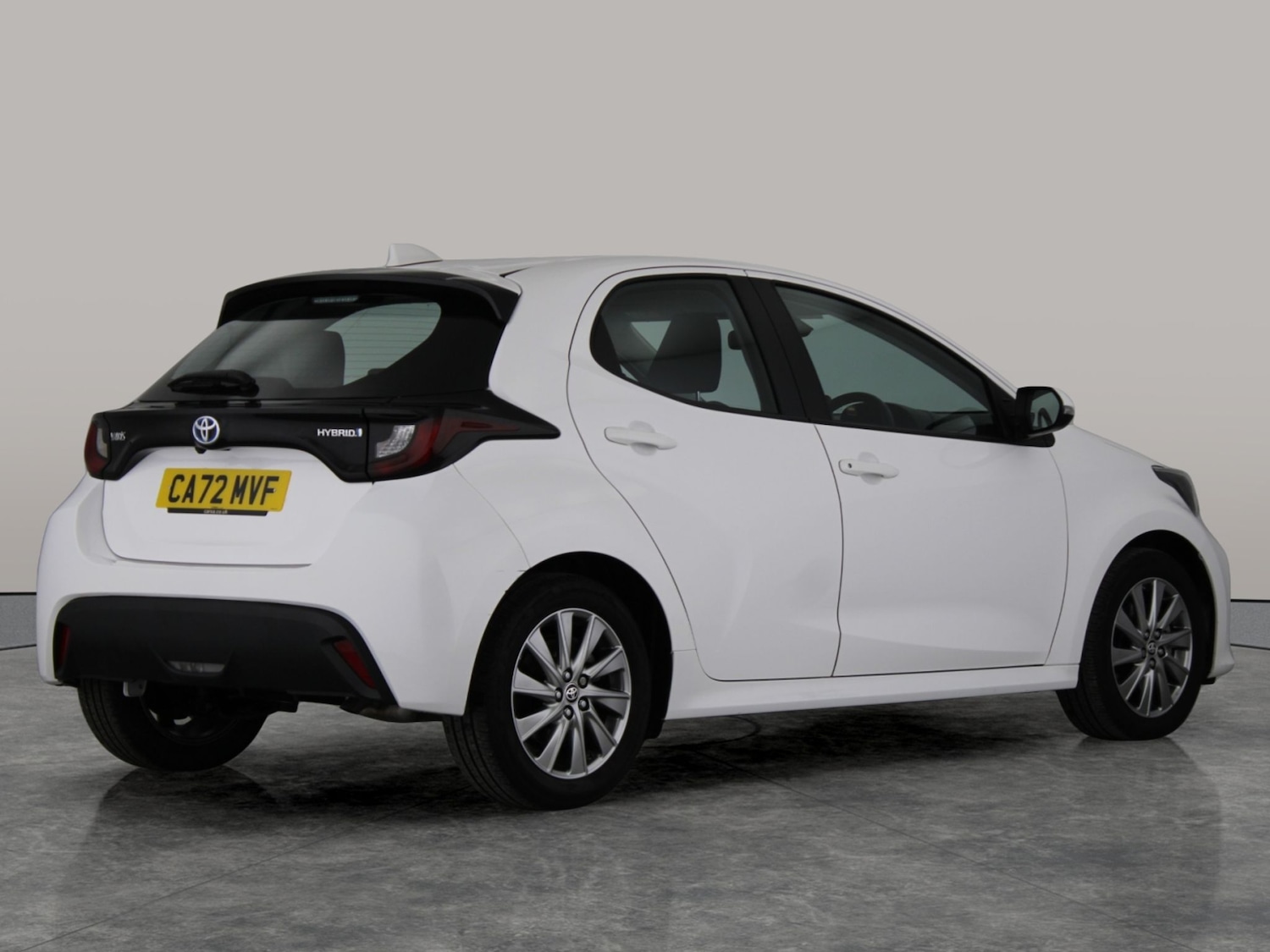 Used Toyota Yaris 2022 for sale - 76415605: Photo 14