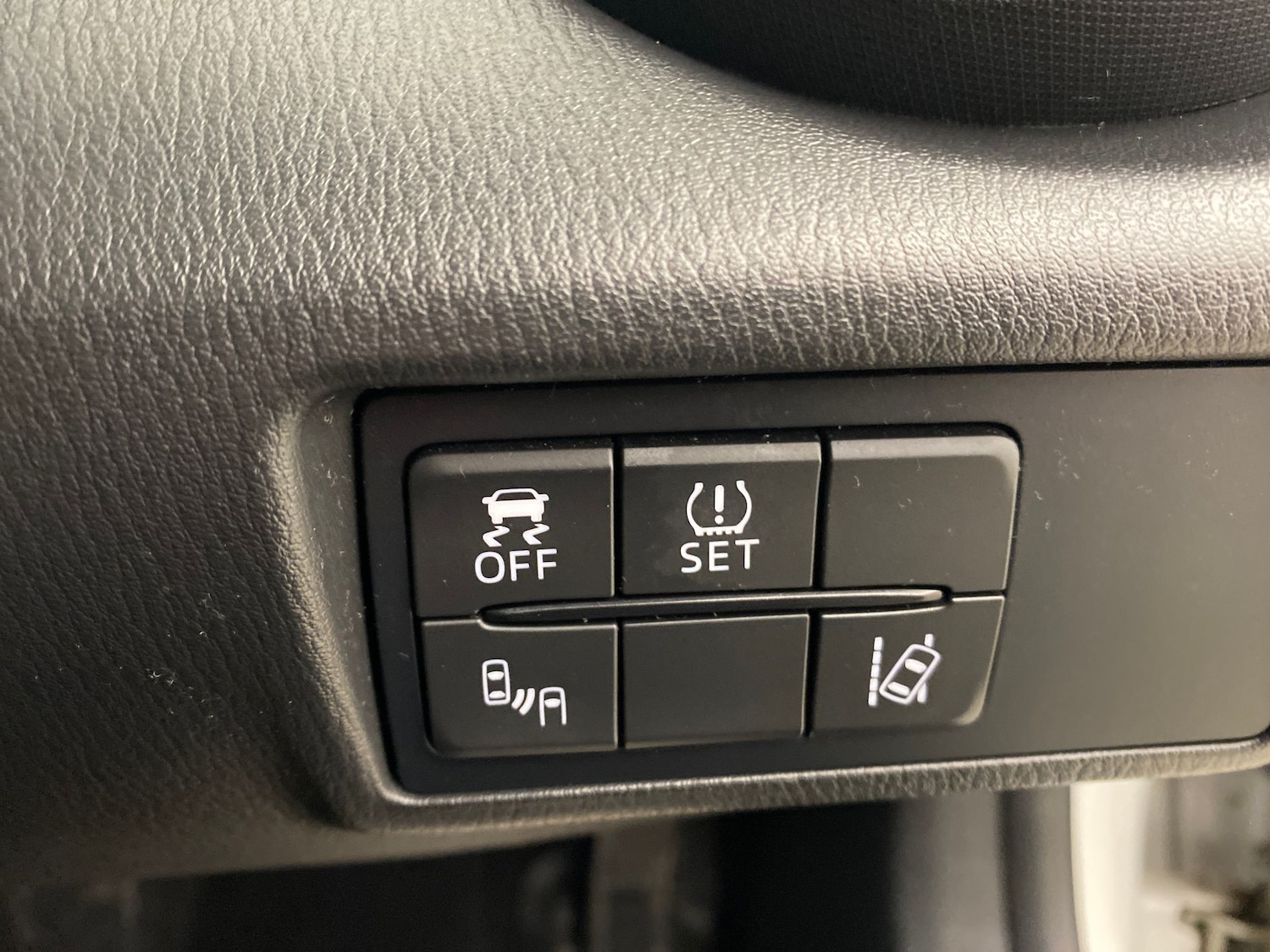 Used Mazda MX-5 2015 for sale - 76766659: Photo 19