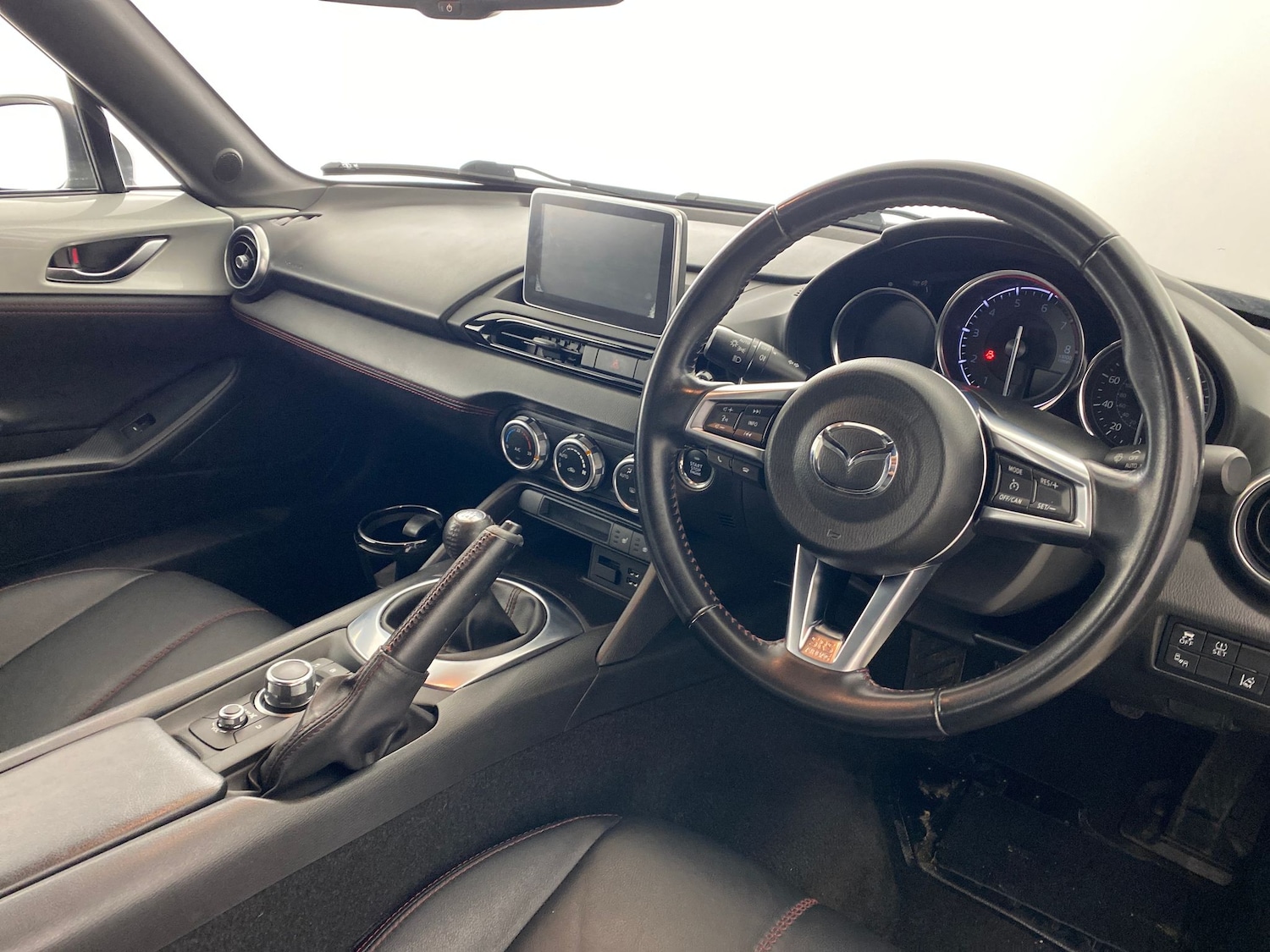 Used Mazda MX-5 2015 for sale - 76766659: Photo 4