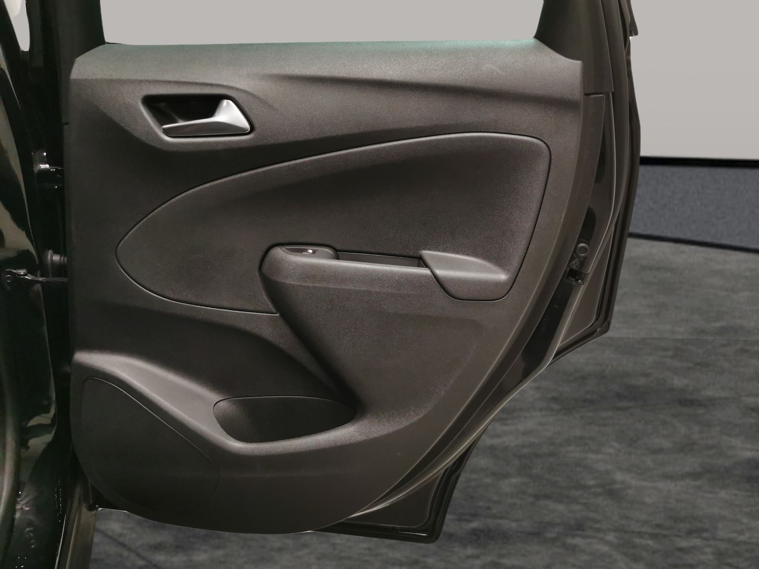 Used Vauxhall Crossland 2023 for sale - 76773696: Photo 27