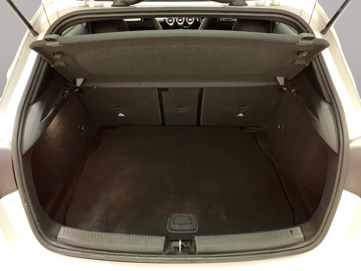 Used Mercedes-Benz A-Class for sale - 77364996: Photo 37