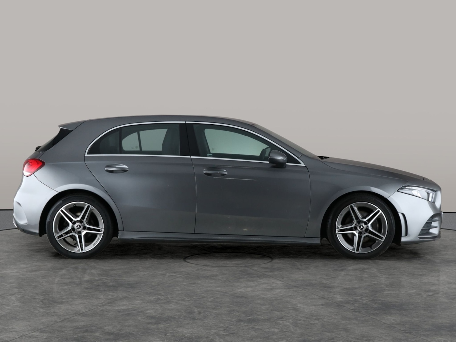 Used Mercedes-Benz A-Class 2018 for sale - 76603174: Photo 10