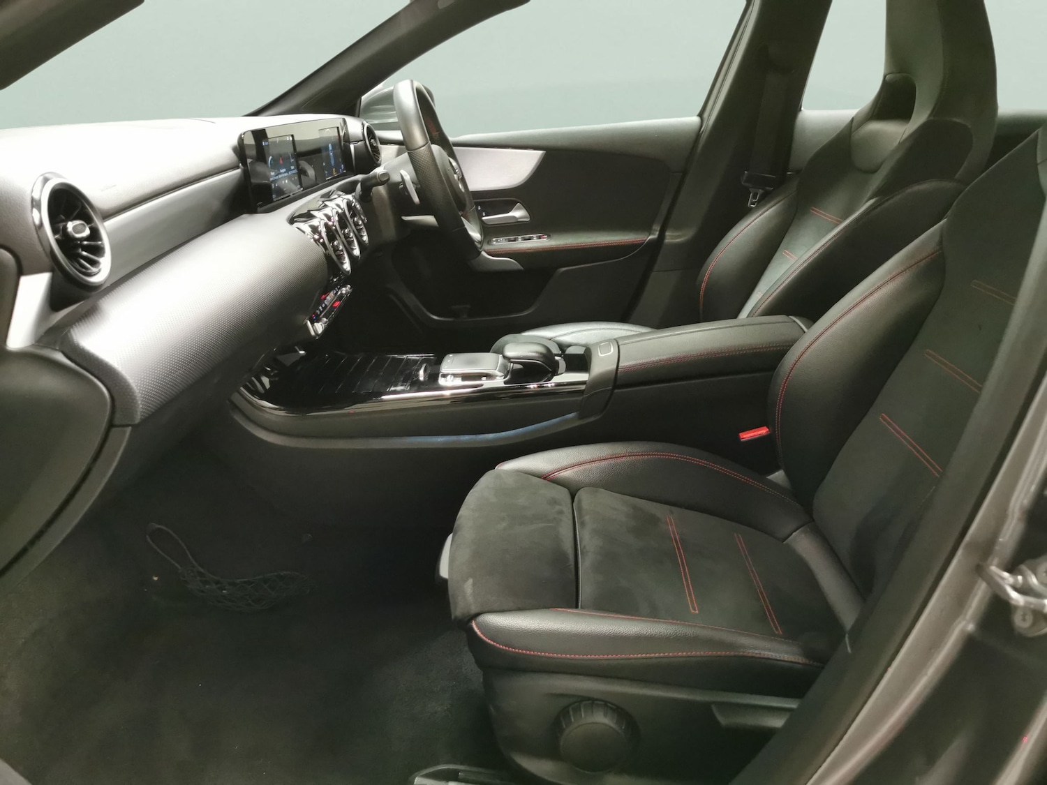 Used Mercedes-Benz A-Class 2018 for sale - 76603174: Photo 4