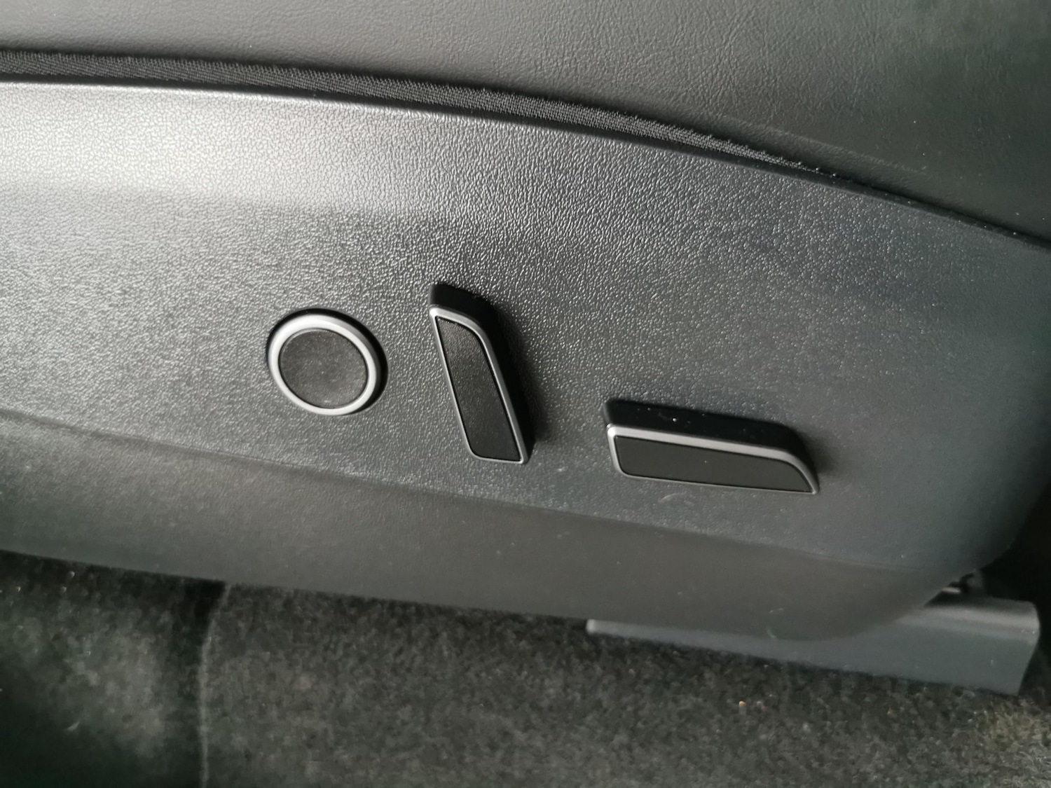 Used Tesla Model Y 2023 for sale - 77063737: Photo 24