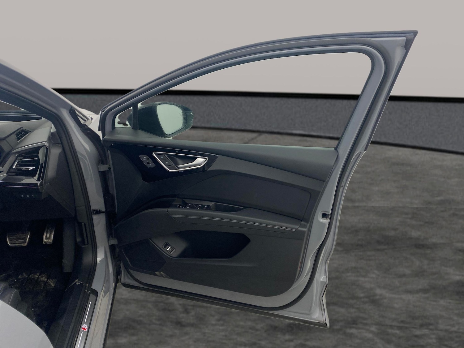 Used Audi Q4 e-tron 2022 for sale - 78000915: Photo 28