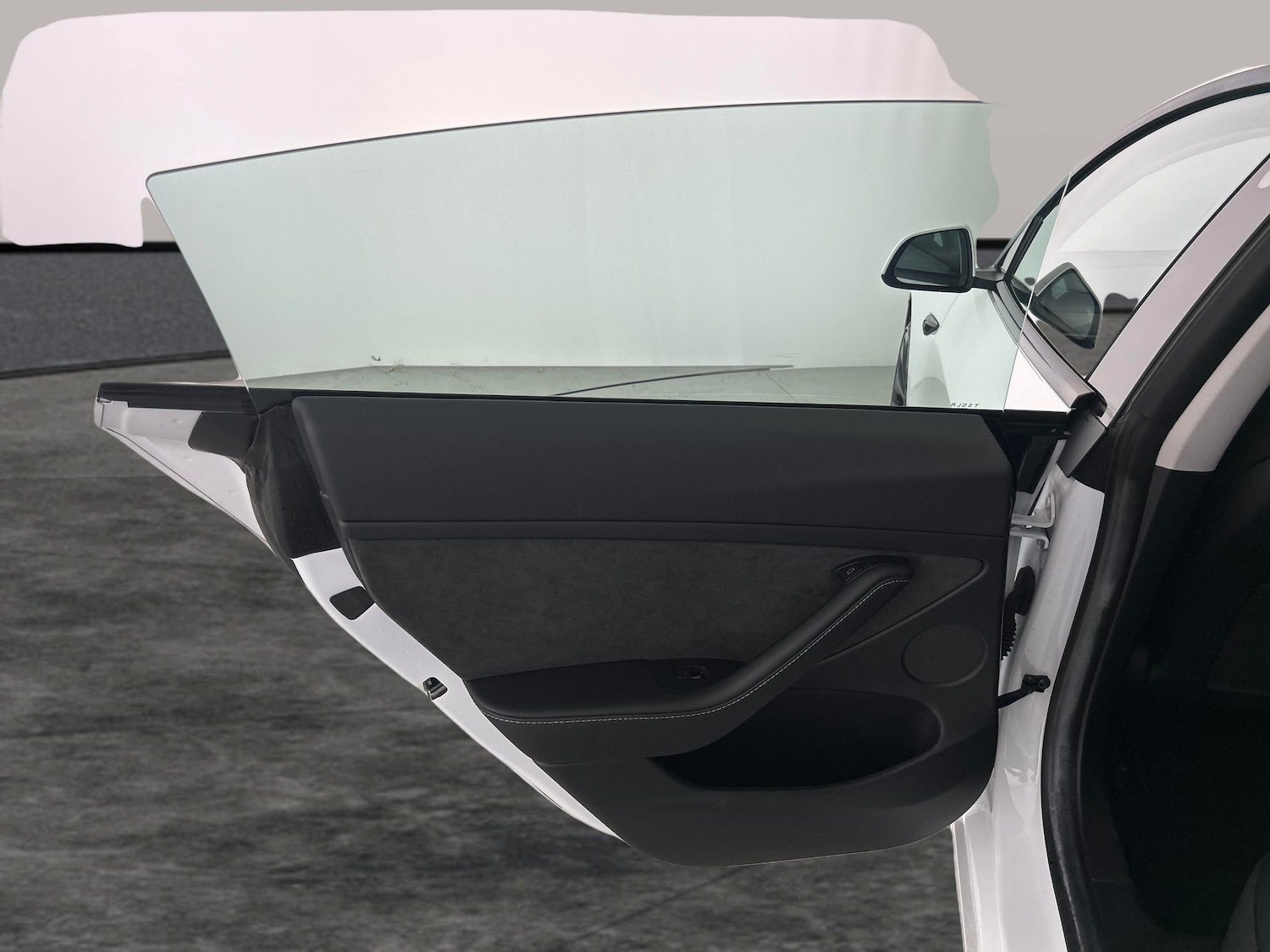 Vehicle 33