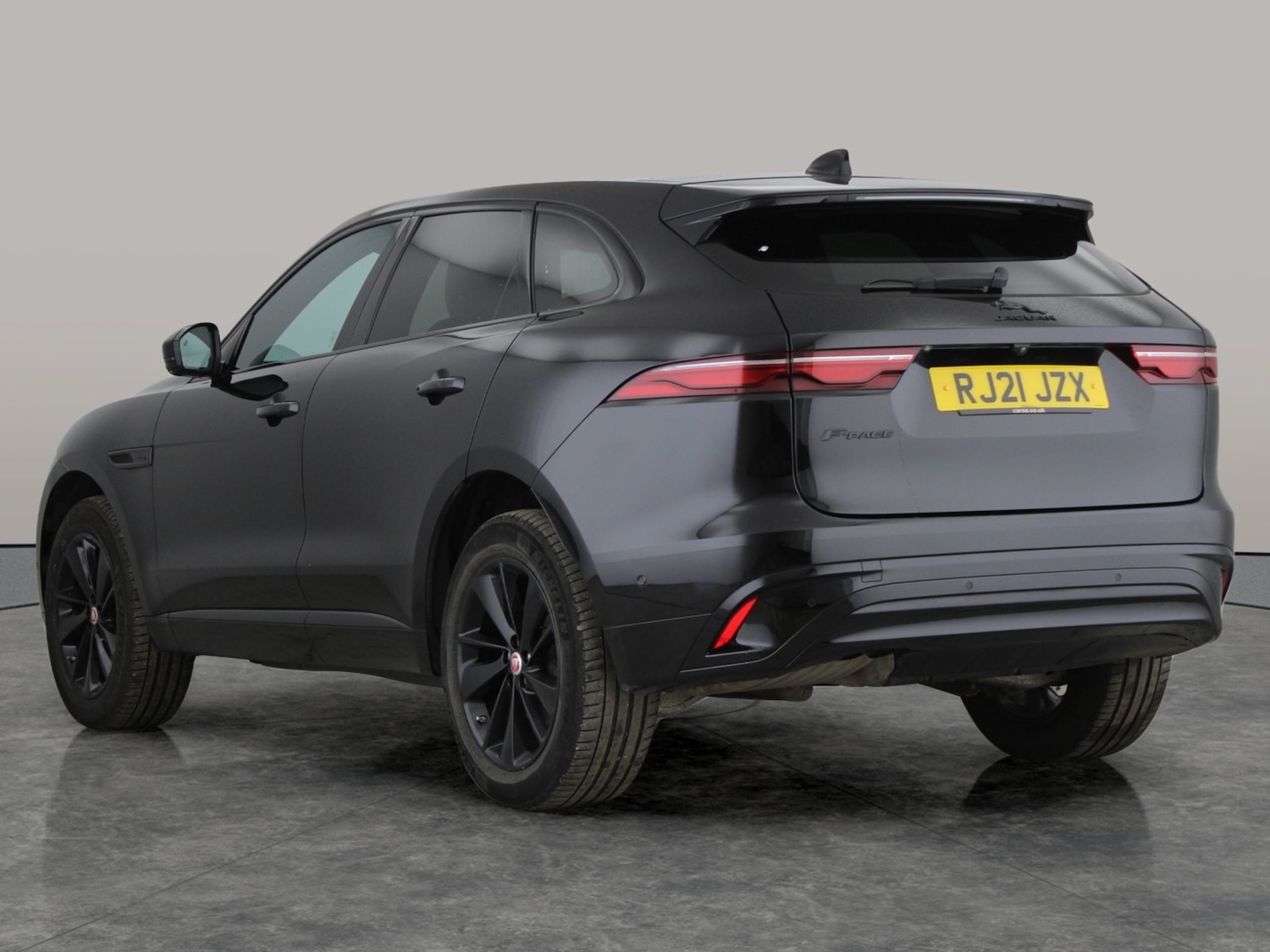 Used Jaguar F-Pace 2021 for sale - 76818959: Photo 12