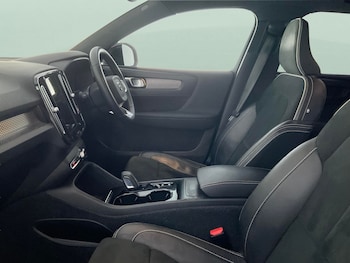 Used Volvo XC40 2022 for sale - 75483981: Photo