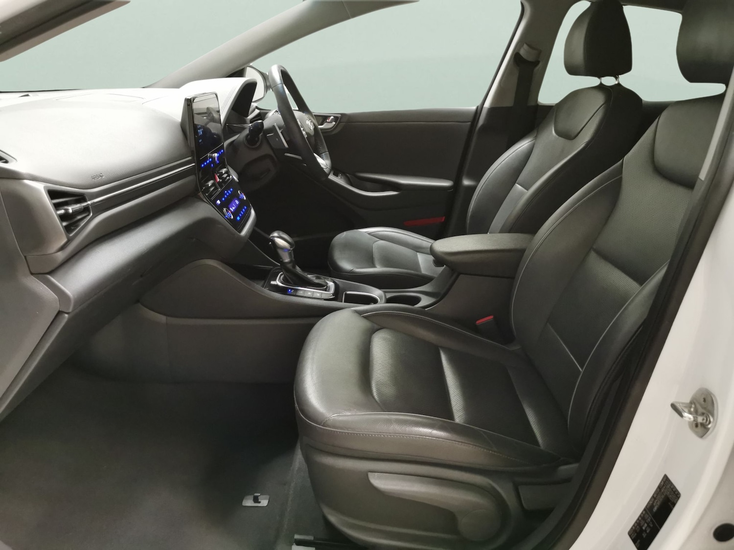 Used Hyundai IONIQ for sale - 76725408: Photo 4