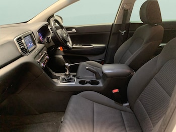 Used Kia Sportage 2018 for sale - 79400299: Photo