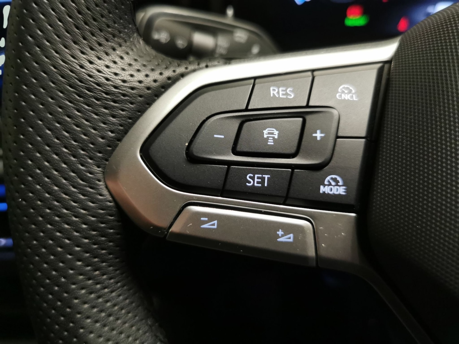 Used Volkswagen Tiguan 2024 for sale - 76736219: Photo 18