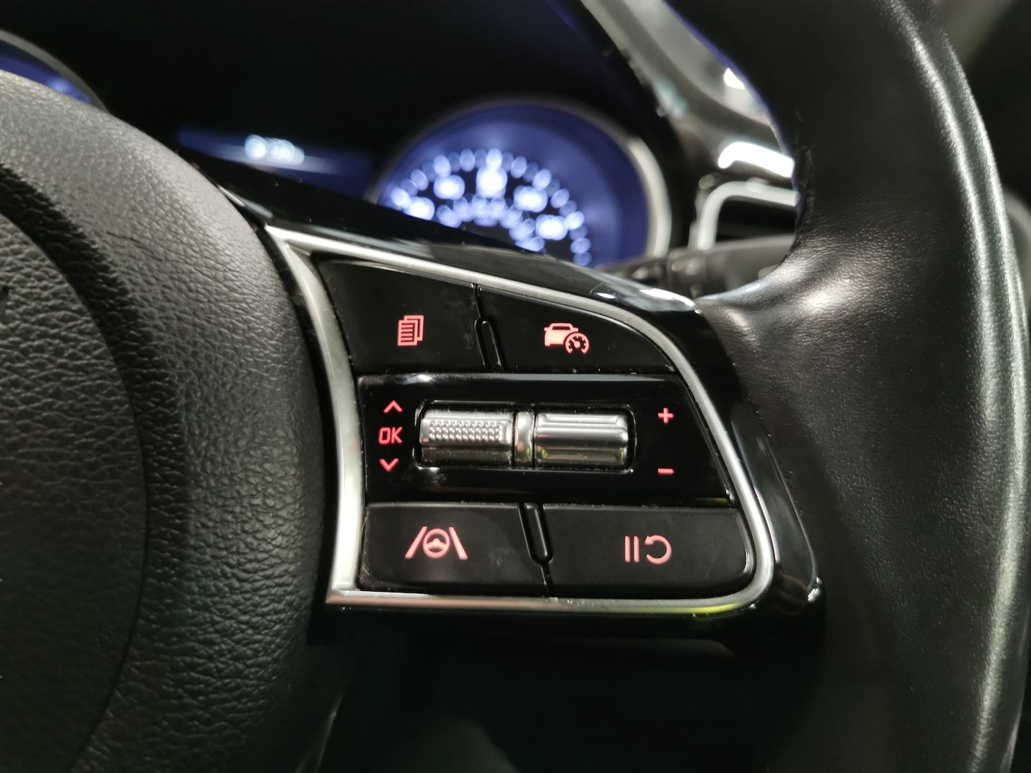 Used Kia XCeed 2024 for sale - 77043416: Photo 17